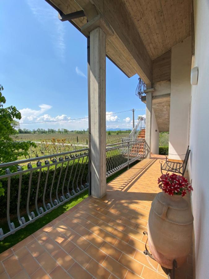 Casa Luigi - Appartamenti A Пескьера-дель-Гарда Экстерьер фото